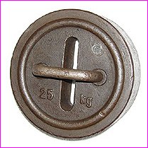 Odwa�nik okr�g�y (drops) 25kg z �eliwa, klasa M1 ze �wiadectwem wzorcowania (wzorzec masy)